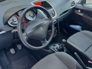Peugeot 207 2010 Impecable!!! itv recien pasada