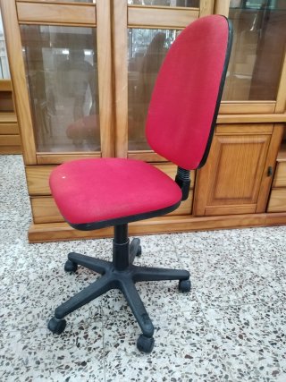 Silla de Oficina Giratoria Roja