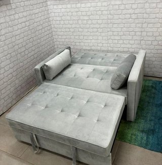 Sofá Cama Gris de Terciopelo
