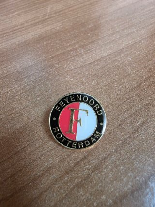 Pins de fútbol Holanda– Escudos de equipos