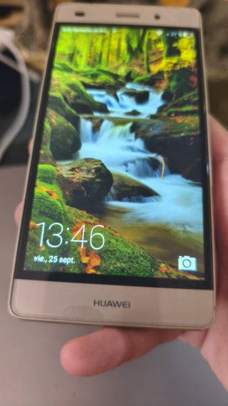 Telefono Huawei P8 Lite dorato