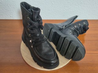 Botas Geox Talla 37 Suela Ancha Negra