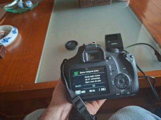 Canon EOS 3000D + Objetivo