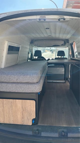 Volkswagen Caddy 2013