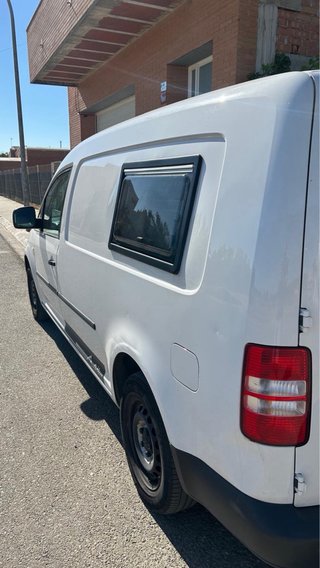 Volkswagen Caddy 2013