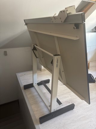 Mesa de Dibujo Técnico Ajustable con