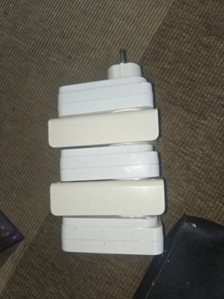 5 Enchufes Adaptadores