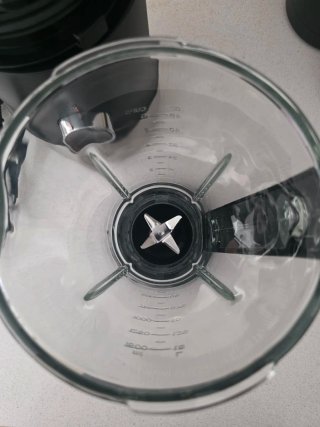 Batidora Beko 800W Jarra Cristal, (1 sólo uso)