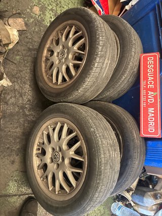Volkswagen golf 44 llantas de aluminio 205/55R16