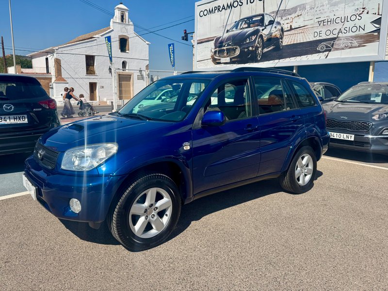 Toyota RAV4 2.0 D4-D Executive 2005, foto 3