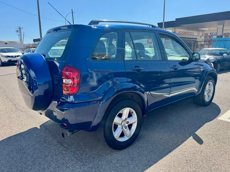 Toyota RAV4 2.0 D4-D Executive 2005, foto 17