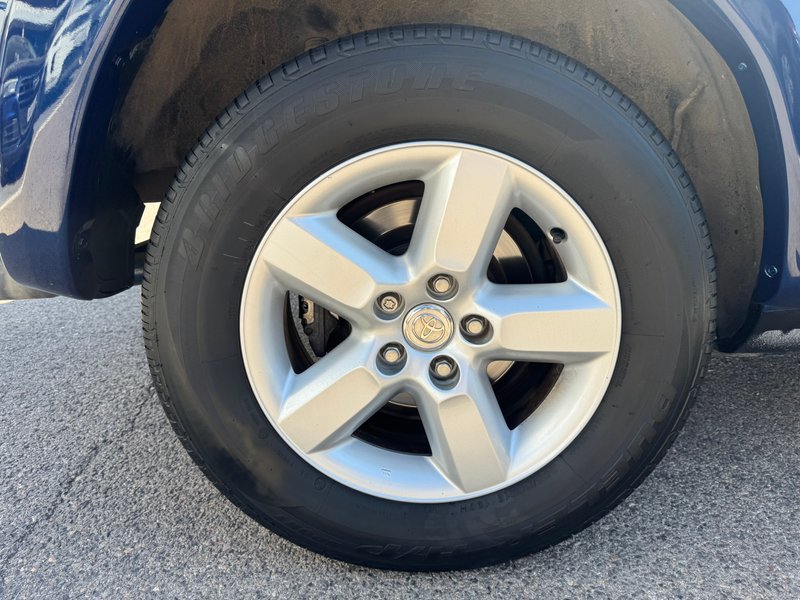 Toyota RAV4 2.0 D4-D Executive 2005, foto 18