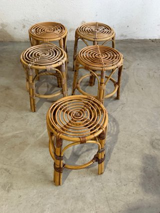 Set de 5 Taburetes de Ratán