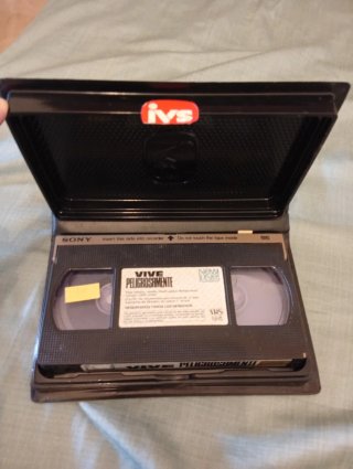 Vive Peligrosamente vhs