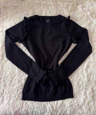Jersey de punto negro vintage con volantes