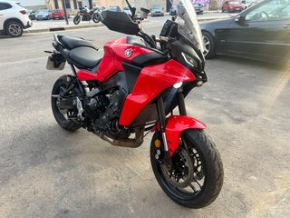 Yamaha MT-09 Tracer 2023 Roja
