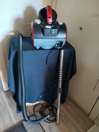 Aspirador Polti Cyclonic C110 Plus 800W