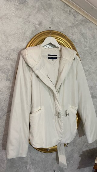 Plumas Armani Blanco con Cinturón