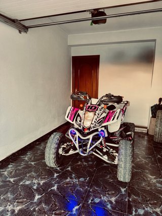Suzuki LTZ 400