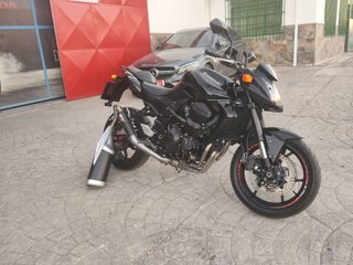 Kawasaki Z750 Naked Negra