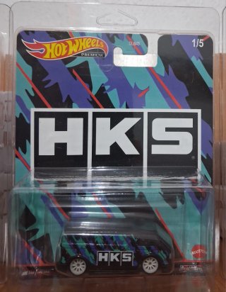 Lote 4 Hot Wheels Premium MBK Van