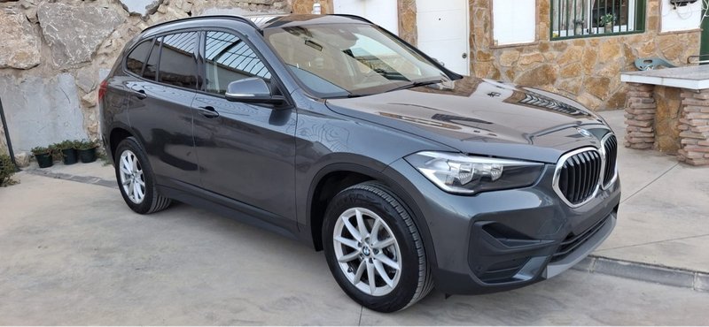 BMW X1 2022, foto 2