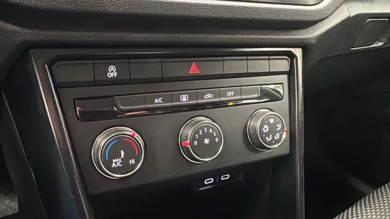 Volkswagen Tiguan 1.4 TSI Sport 2019, foto 13