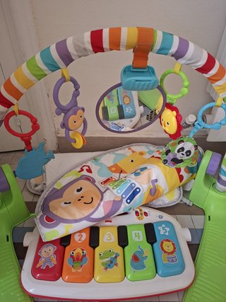 Manta Gimnasio bebé Fisher Price Piano Pataditas