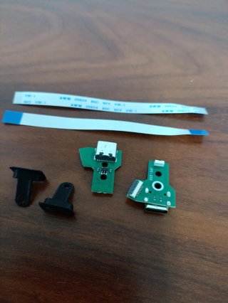 2 Módulos de carga JDS-055 para mando PS4