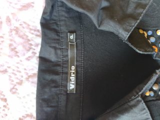 Blusa Negra de Manga Larga Vidrio
