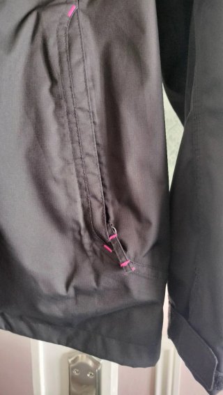 Chaqueta Impermeable Quechua Negra