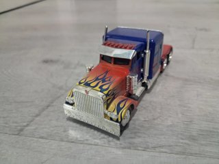 Camión de Juguete Optimus Prime marca jada toys
