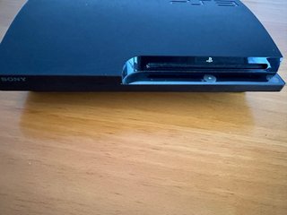 Consola PlayStation 3 Slim + 2 Mandos