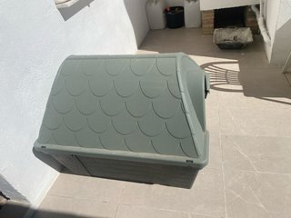 Caseta para perro gris