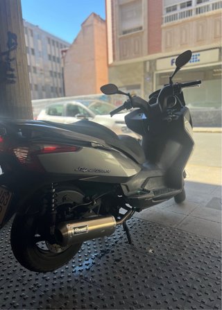 Kymco Superdink 125cc Gris