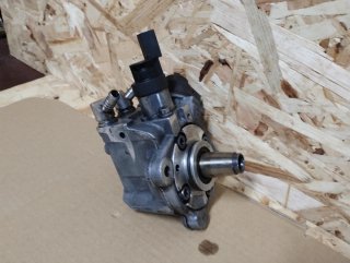 Bomba Inyectora BMW 520d E60 LCI 177cv Ref 7807495