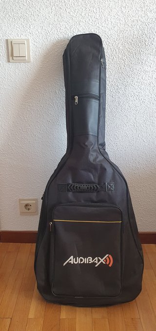 Guitarra Yamaha C40MII