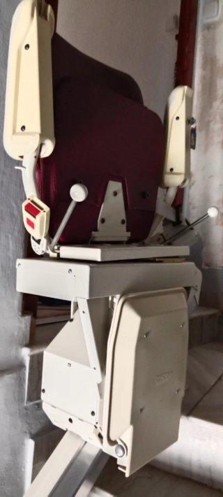 Silla Salvaescaleras de 5 Metros. Libro y factura.
