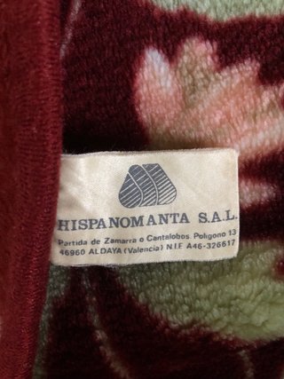 Manta terciopelo con diseño de pavos reales