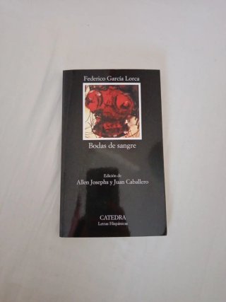 Bodas de Sangre (Letras Hispanicas) (Spanish Ed...