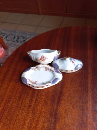 Lote 3 mini soperas porcelana decorada