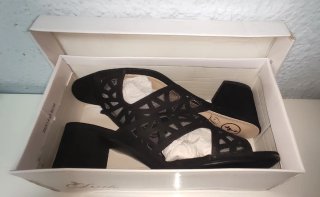 Zapatos negros Laik