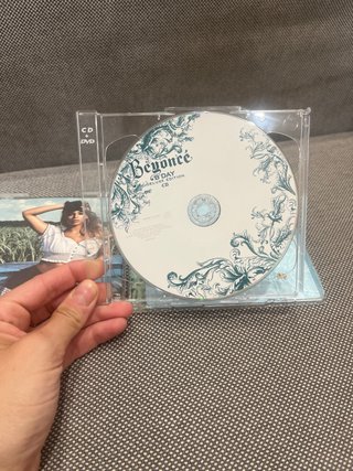 Beyoncé - B'Day Deluxe Edition (CD + DVD)