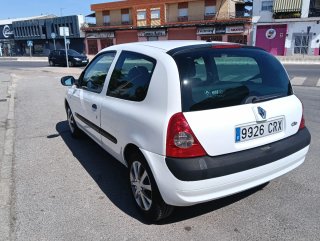 Renault Clio 2004
