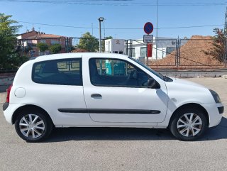 Renault Clio 2004
