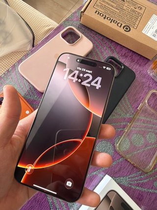iPhone 16 Pro Max 256GB Desierto, Caja, Funda, Kit