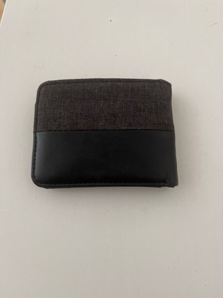 Cartera Pull&Bear gris y negra