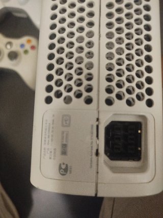 Xbox 360 Blanca con 2 Controles
