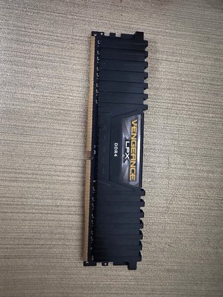 16GB MEMORIA RAM DDR4