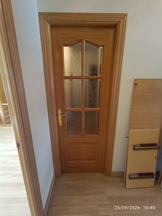 Lote de 8 Puertas Interiores de Roble